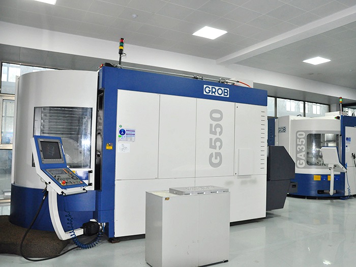5-Axis Simultaneous Horizontal Machining Center