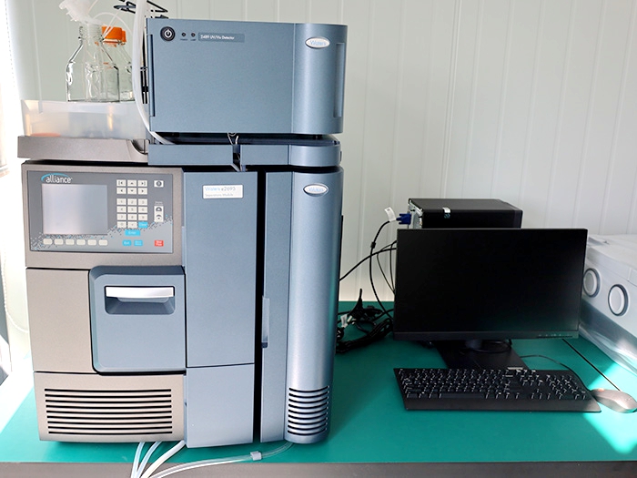 High-Performance Liquid Chromatograph